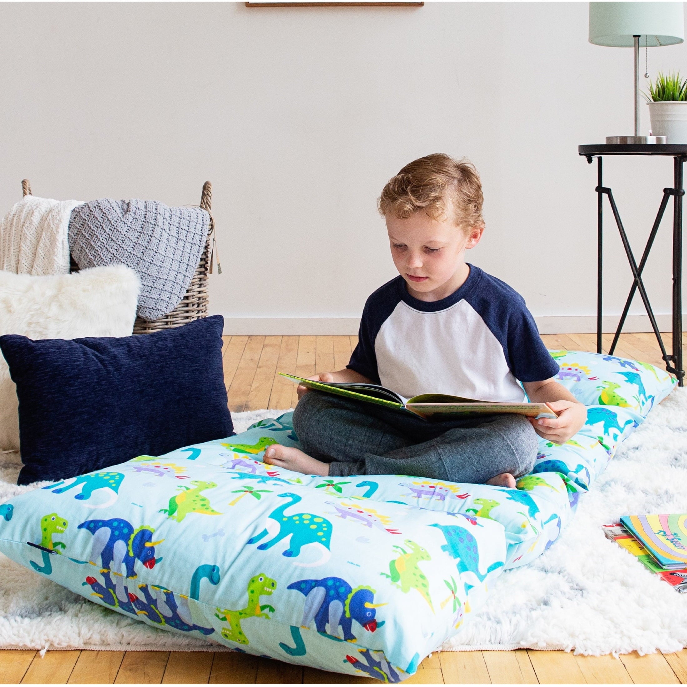 Wildkin Kids Floor Lounger for Boys and Girls, Cotton Polyester Materials Features Separate pillow pockets with envelope closure (Out of This World)