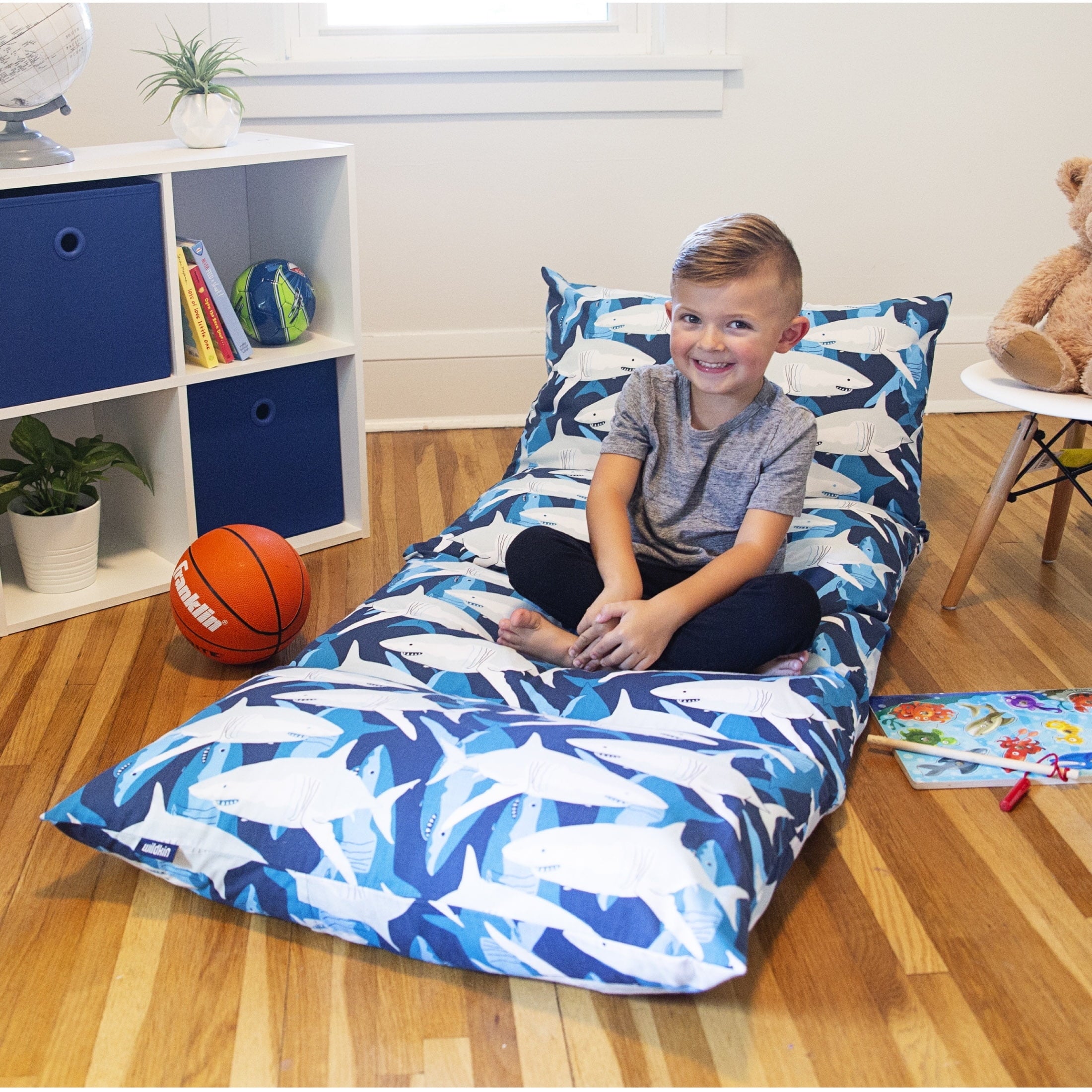 Wildkin Kids Floor Lounger for Boys and Girls, Cotton Polyester Materials Features Separate pillow pockets with envelope closure (Out of This World)